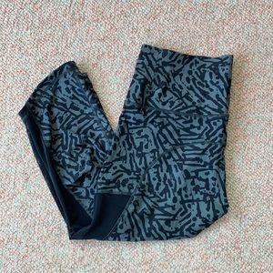 Lululemon cropped leggings